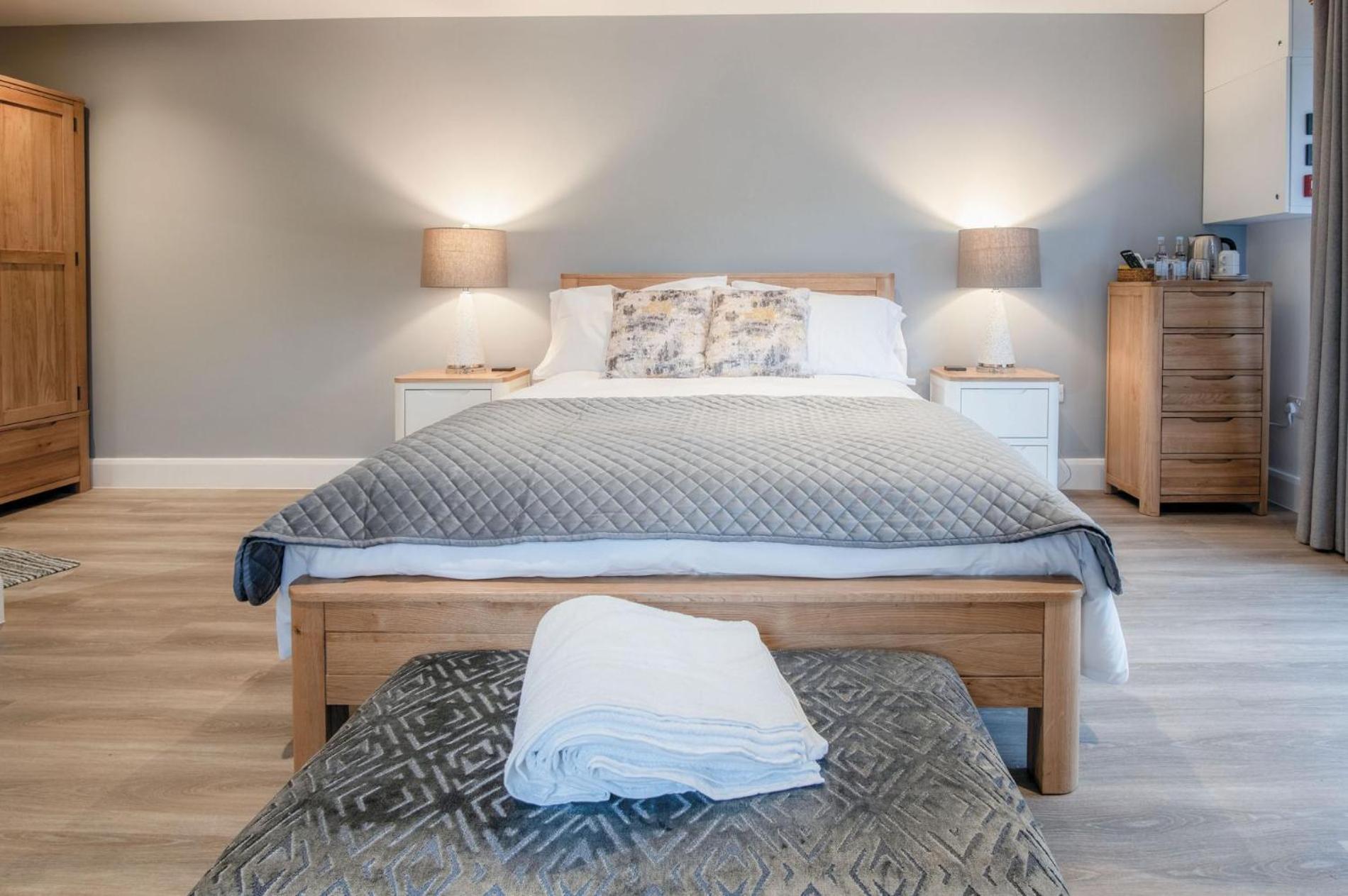 Suite 2 - Sleeping Giant Hotel - Pen Y Cae Inn بريكون المظهر الخارجي الصورة